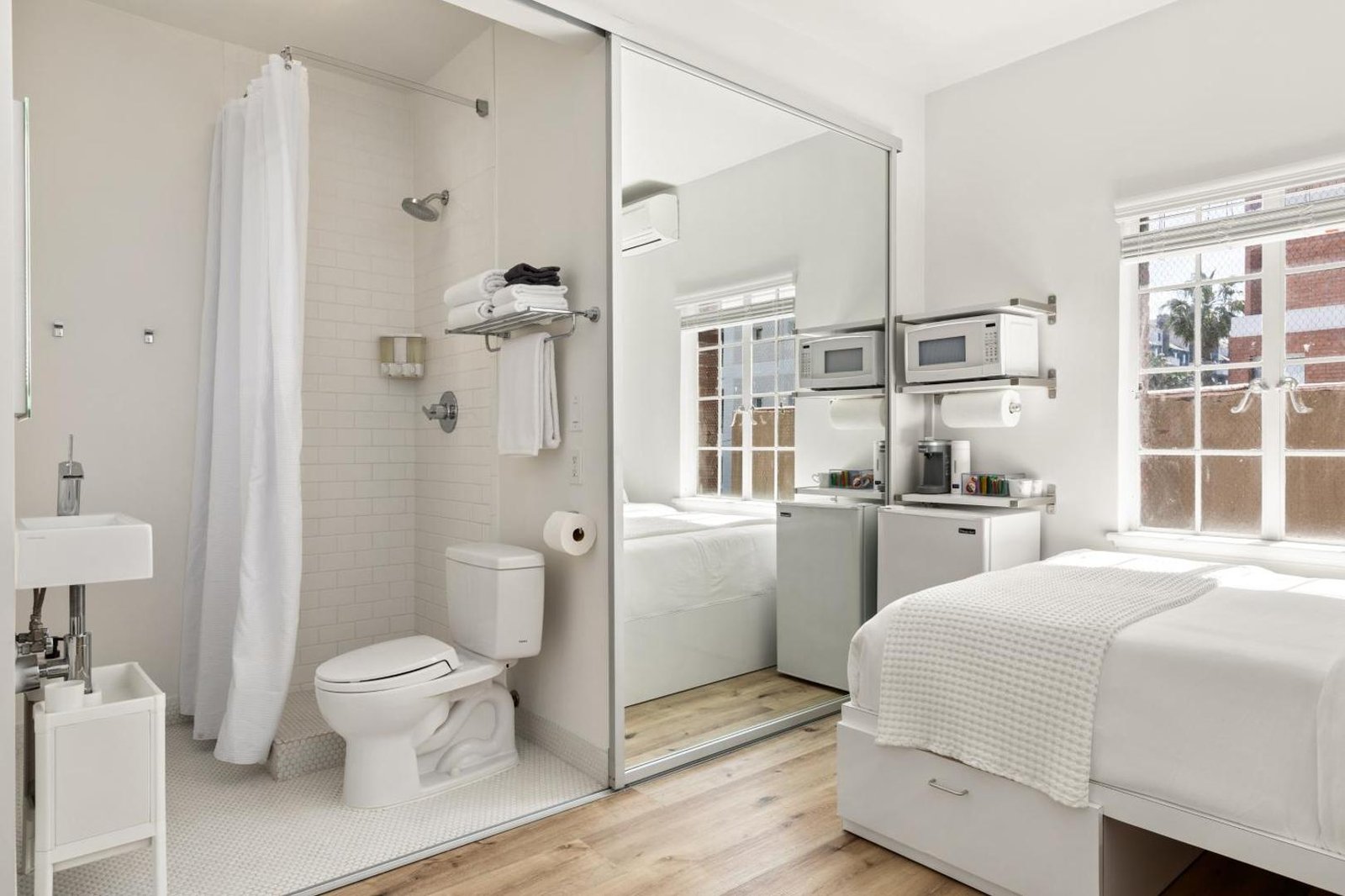 The Varden Hotel — rooms