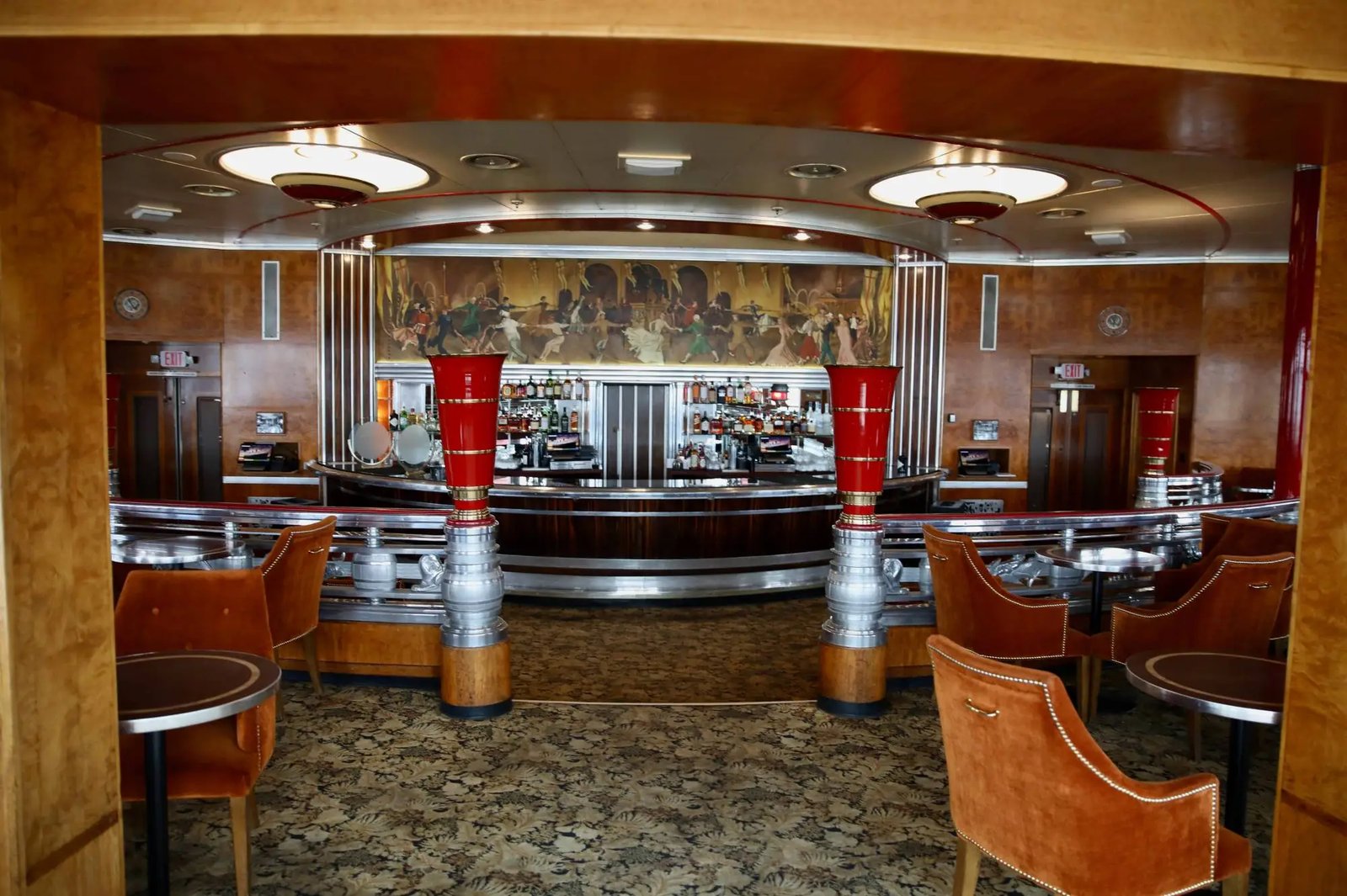 The Queen Mary — eat & drink
