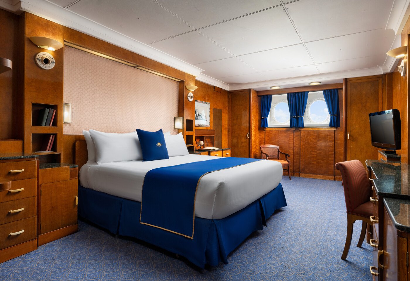 The Queen Mary — rooms