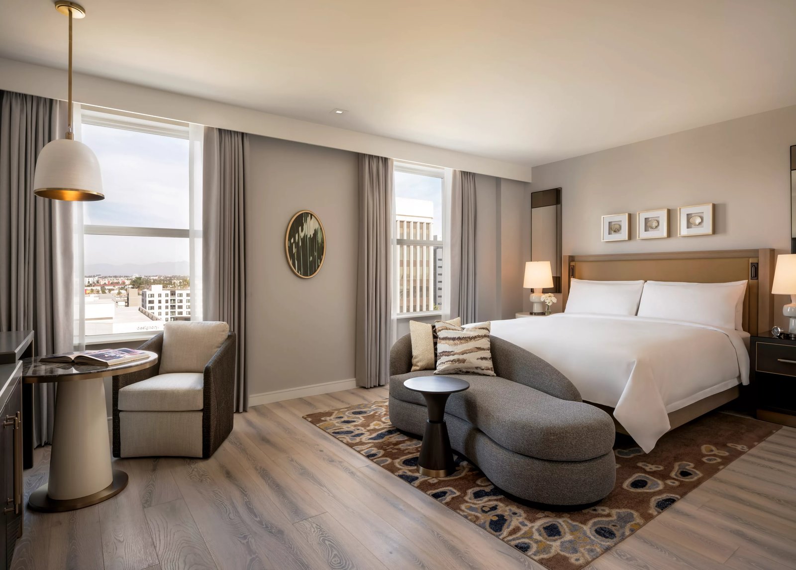 Fairmont Breakers Long Beach — rooms