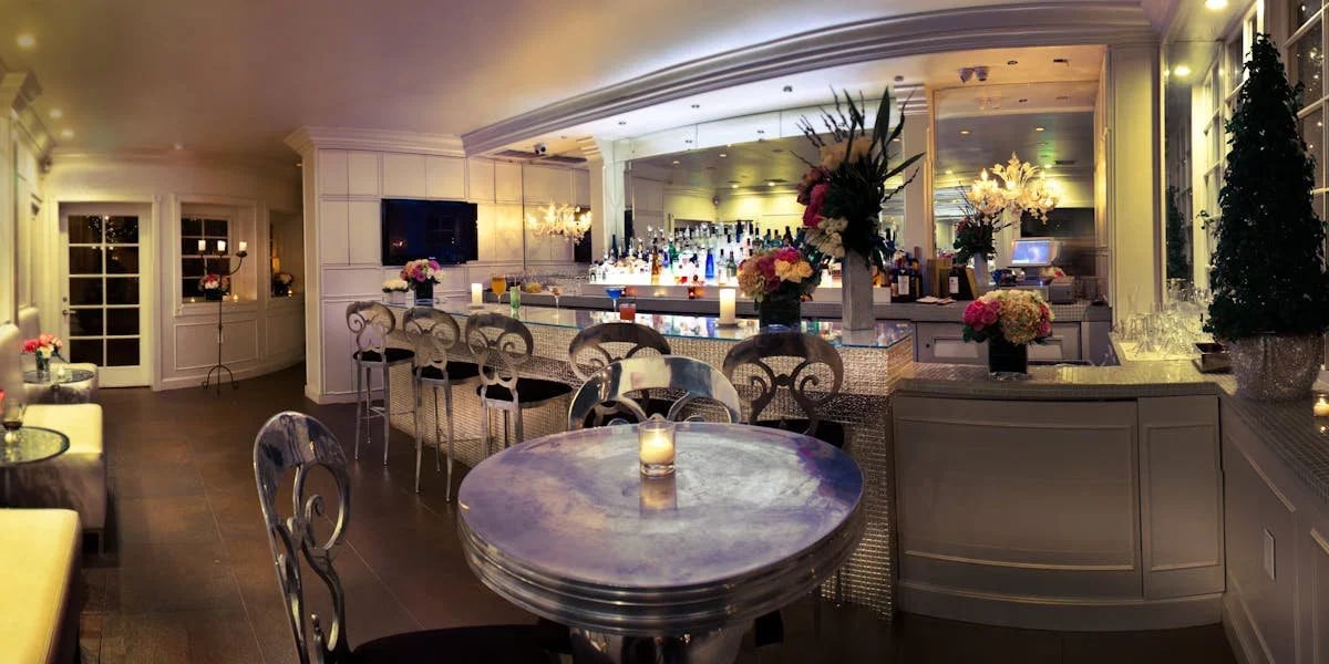 The Hôtel Lili — eat & drink