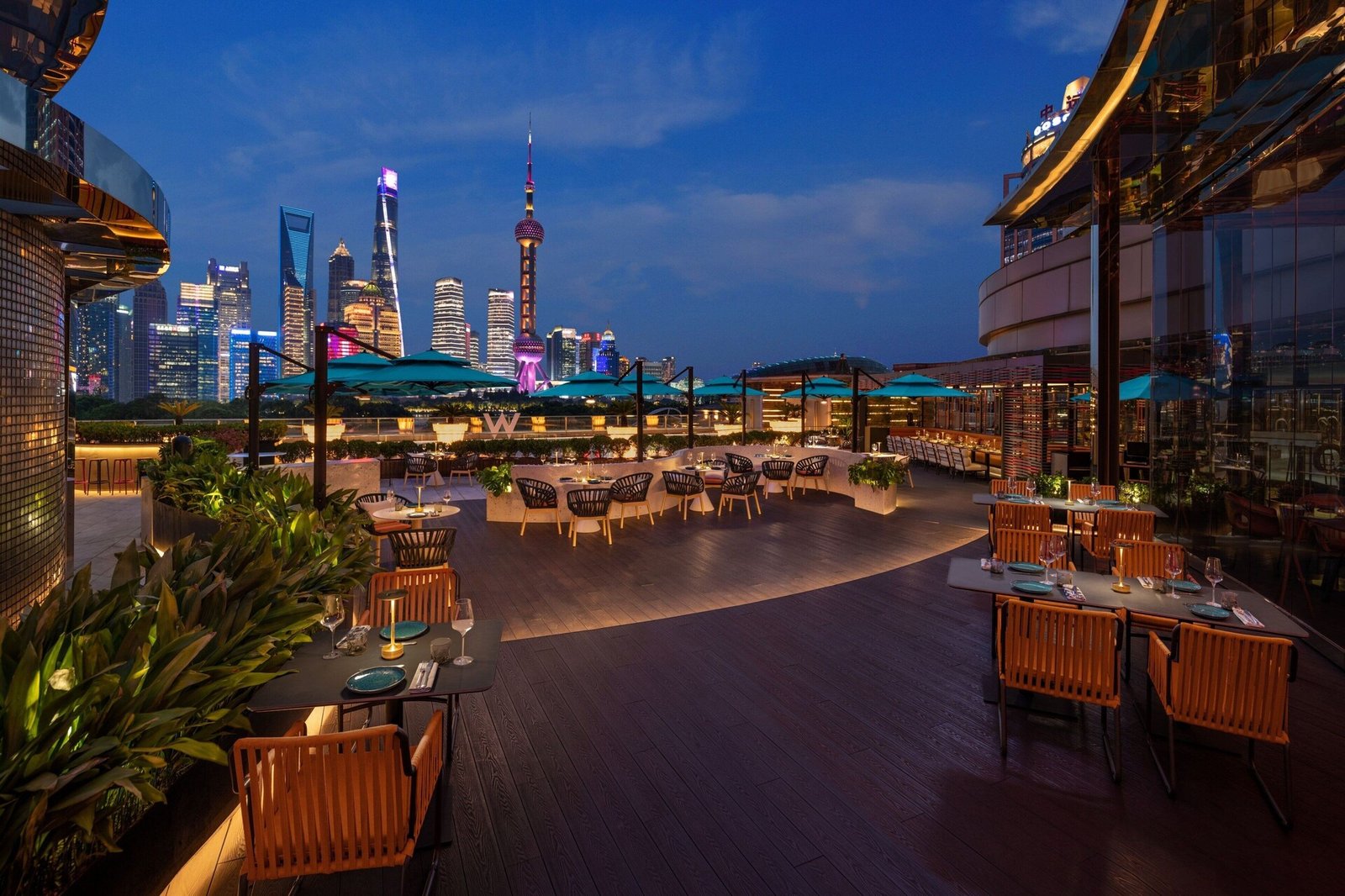 W Shanghai The Bund — eat & drink