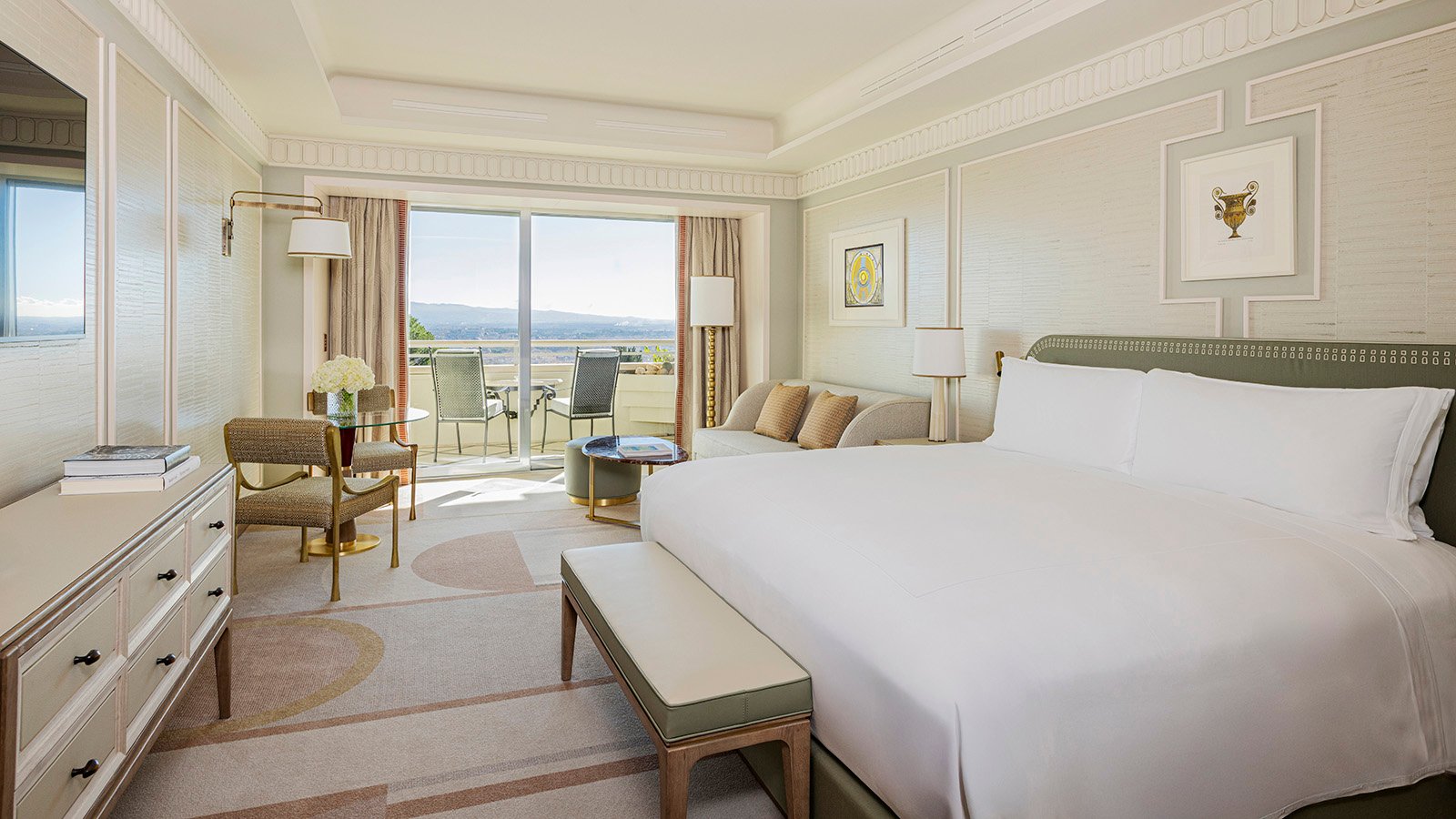 Rome Cavalieri, A Waldorf Astoria Hotel — rooms