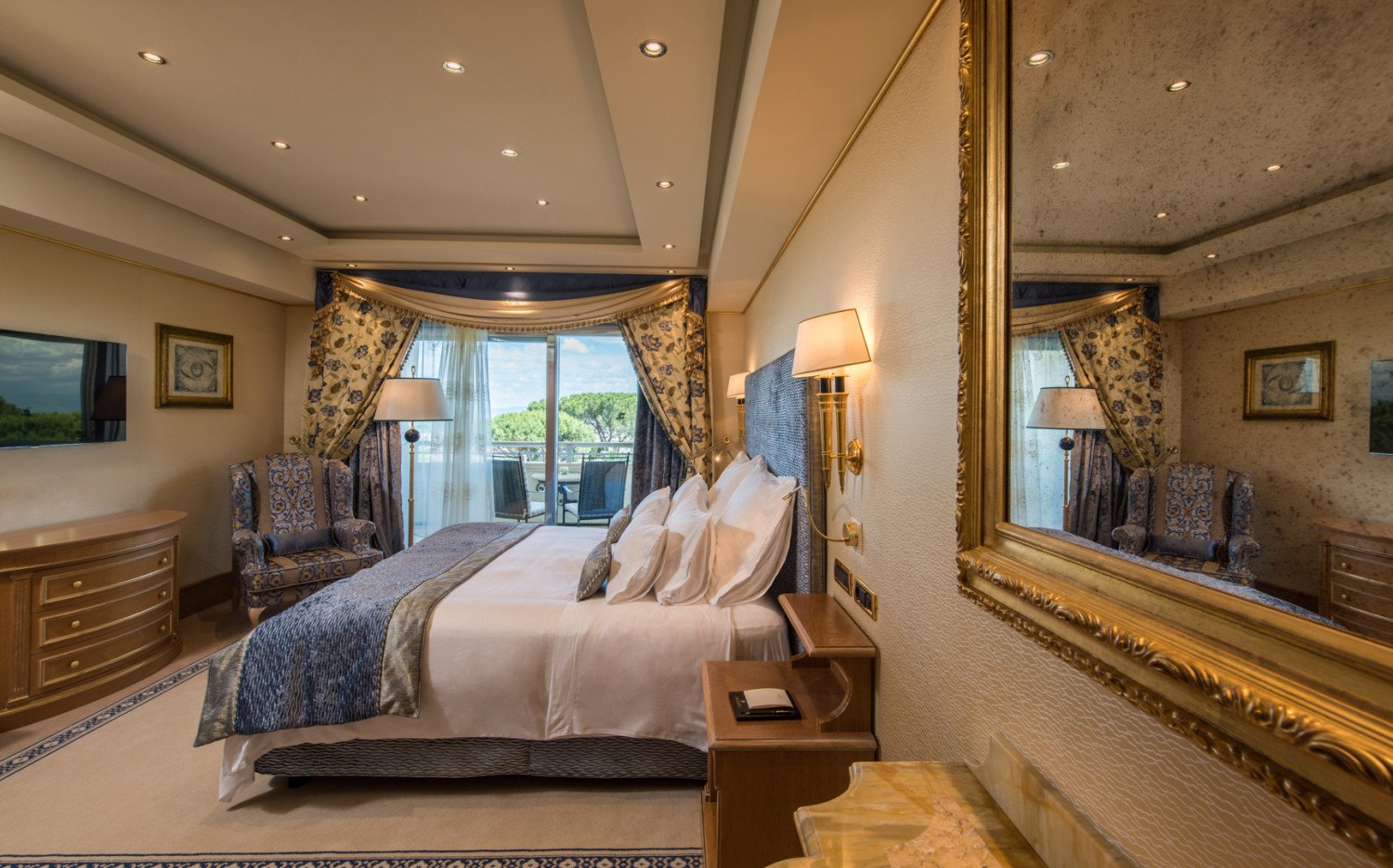 Rome Cavalieri, A Waldorf Astoria Hotel — rooms