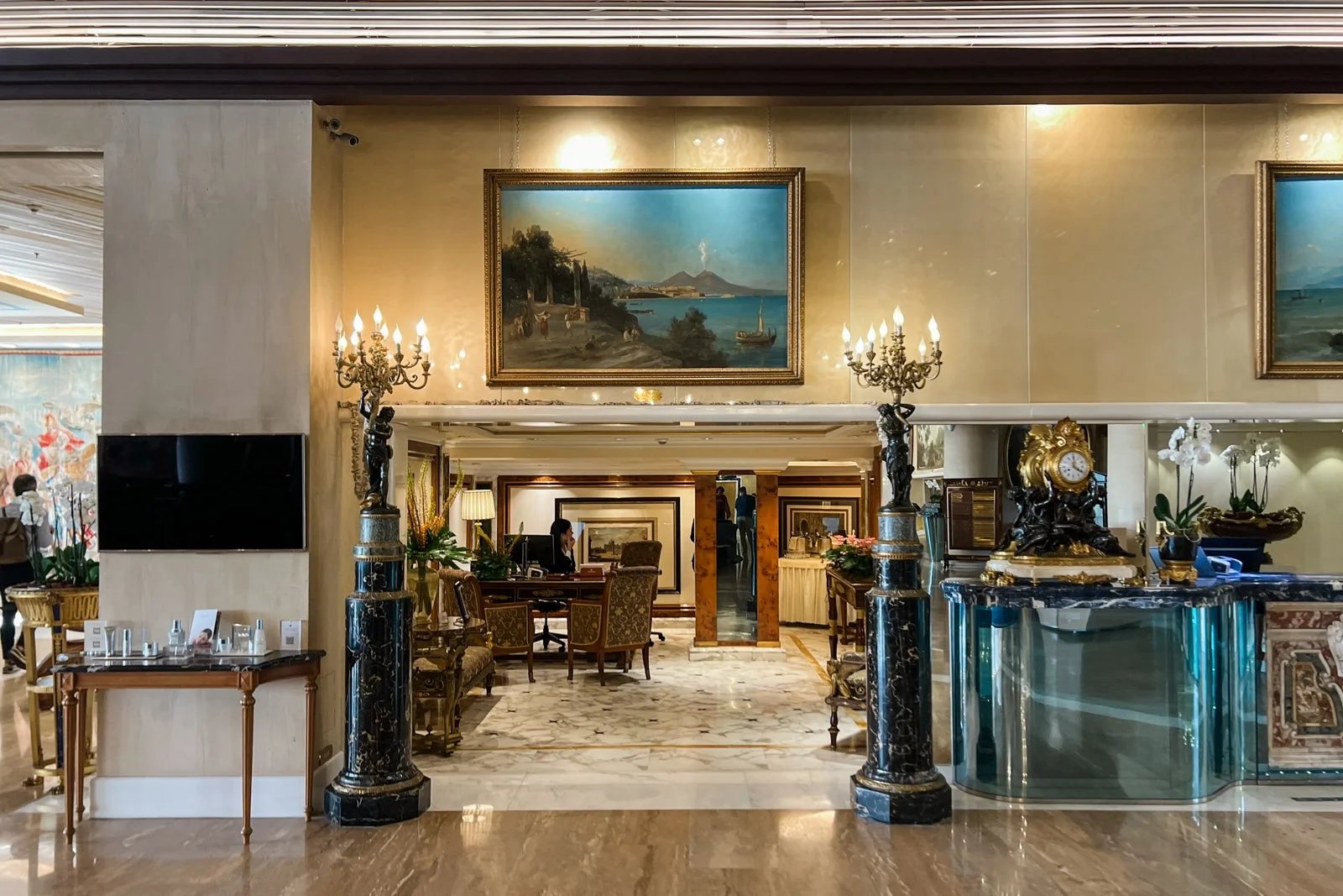 Rome Cavalieri, A Waldorf Astoria Hotel — vibe