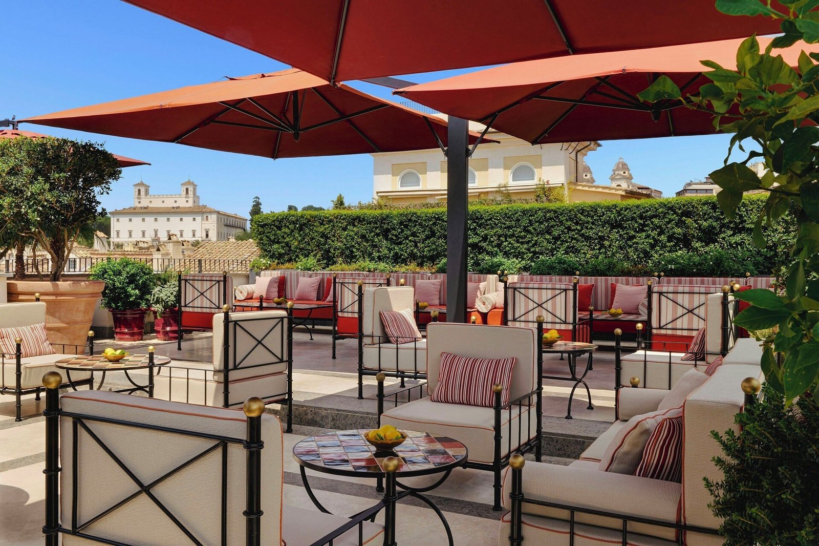 Hotel d'Inghilterra Roma - Starhotels Collezione, at the table