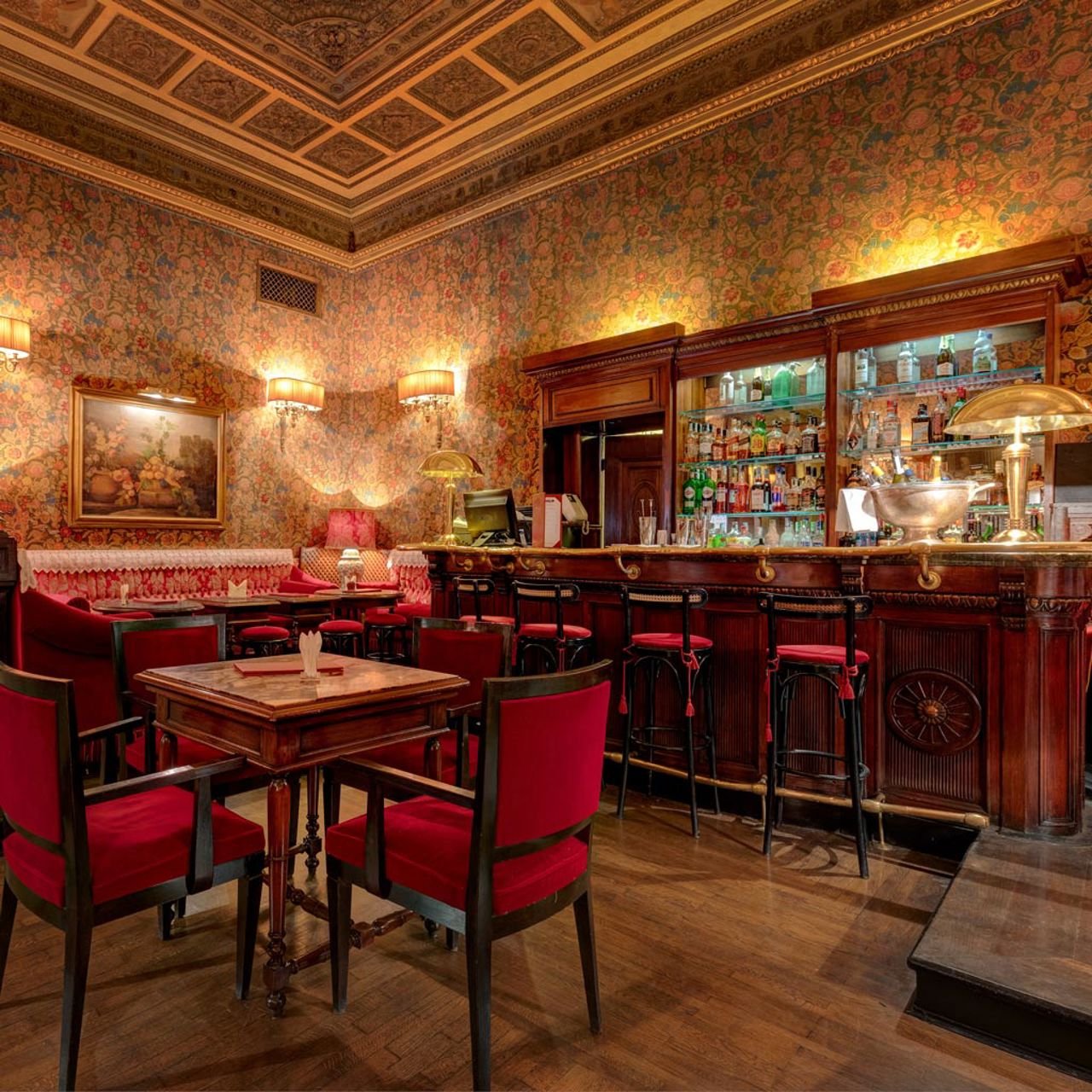 Grand Hotel Plaza — eat & drink