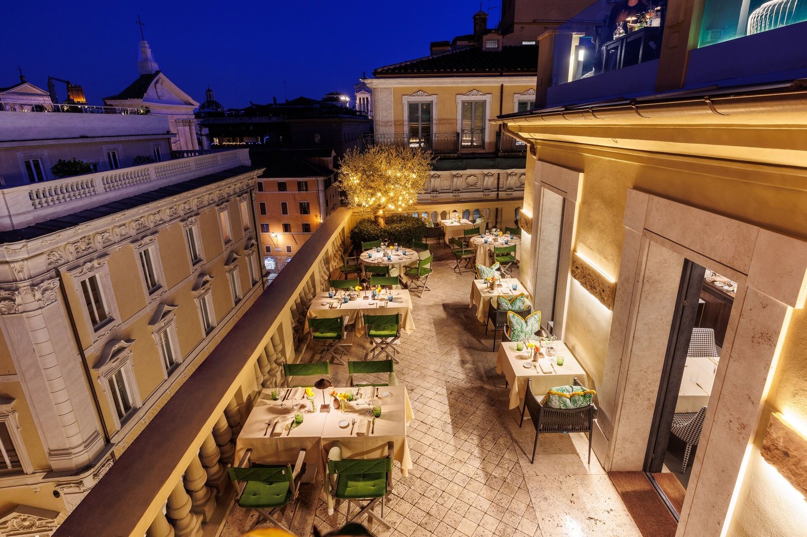 Singer Palace Hotel Roma — eat & drink