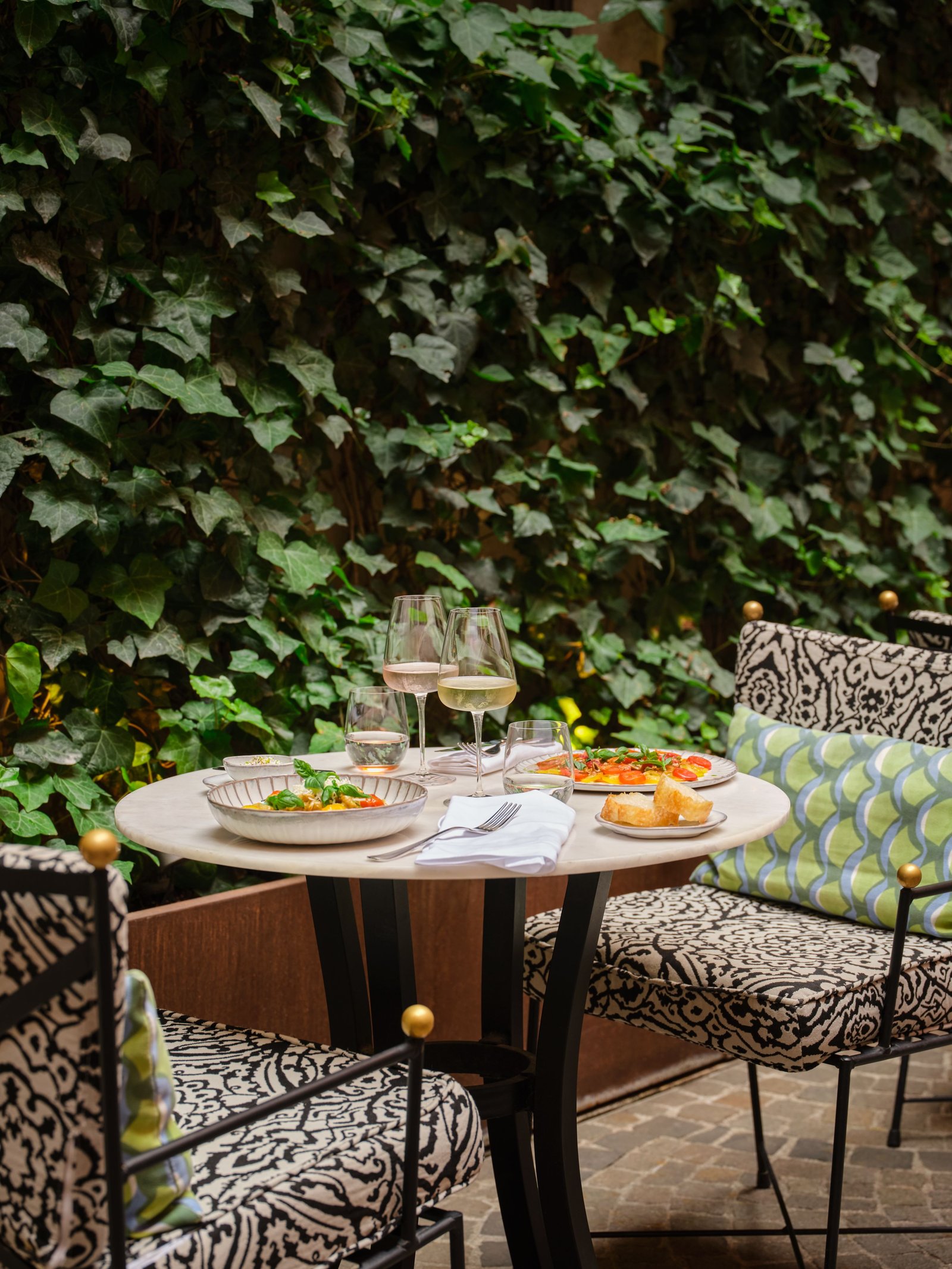 W Rome — eat & drink