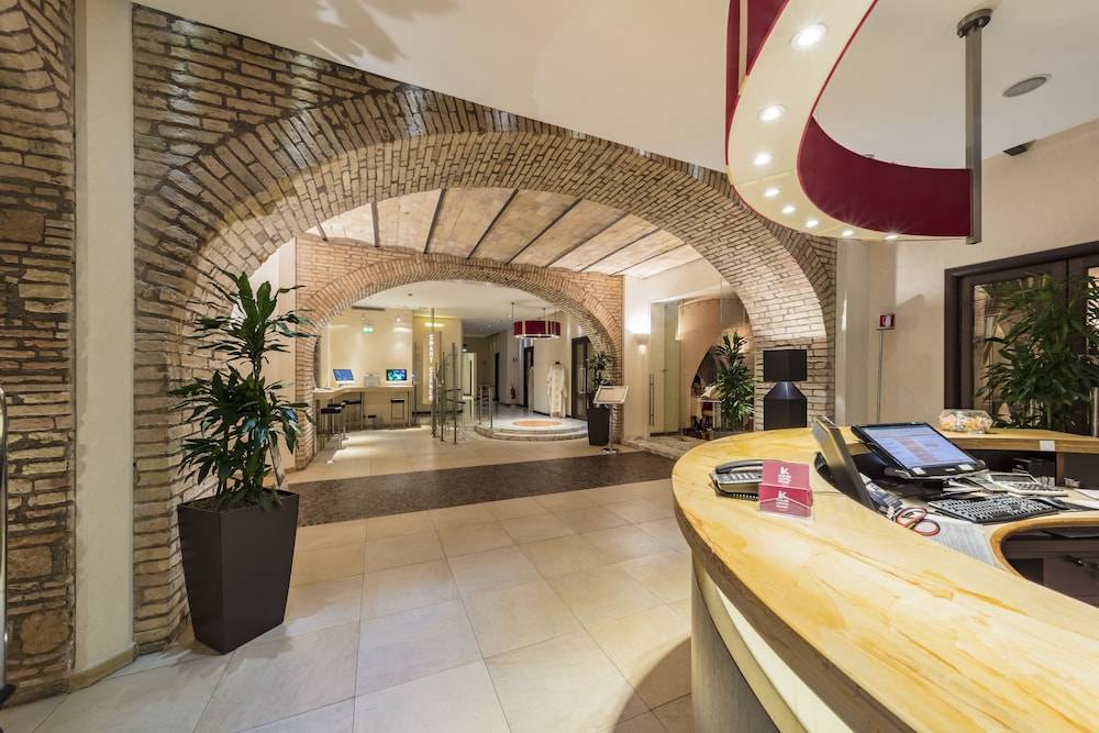 Palazzo Velabro — vibe