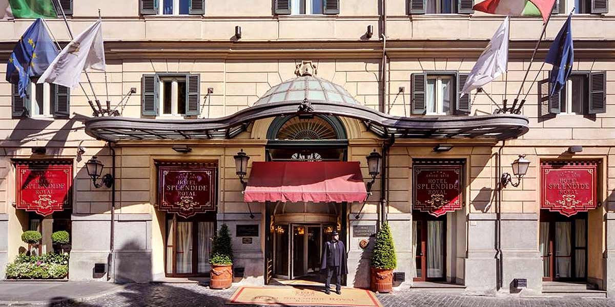 Hotel Splendide Royal — backstory