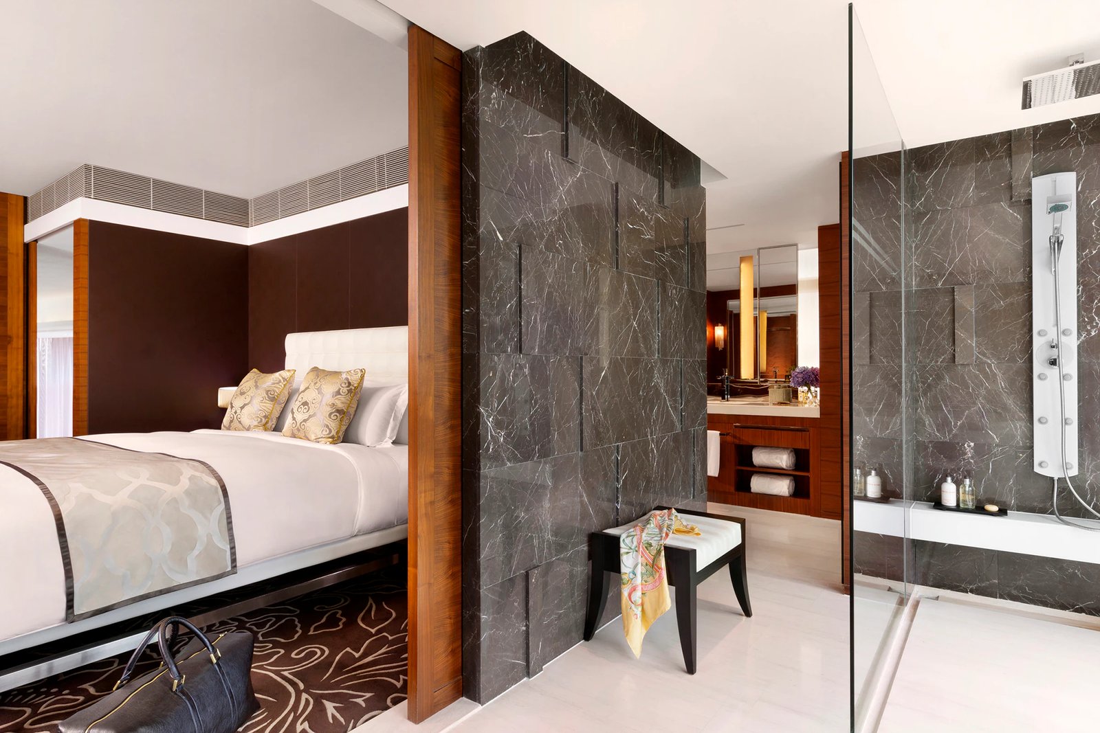 The Langham Shanghai Xintiandi Hotel — rooms