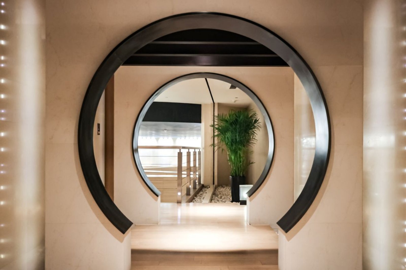 The Langham Shanghai Xintiandi Hotel — vibe