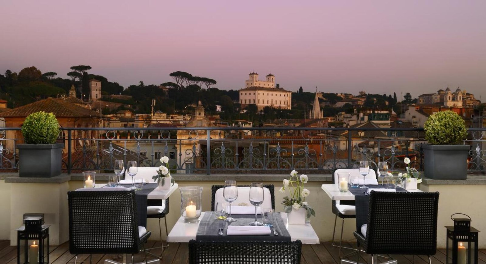 The First Roma Arte — eat & drink