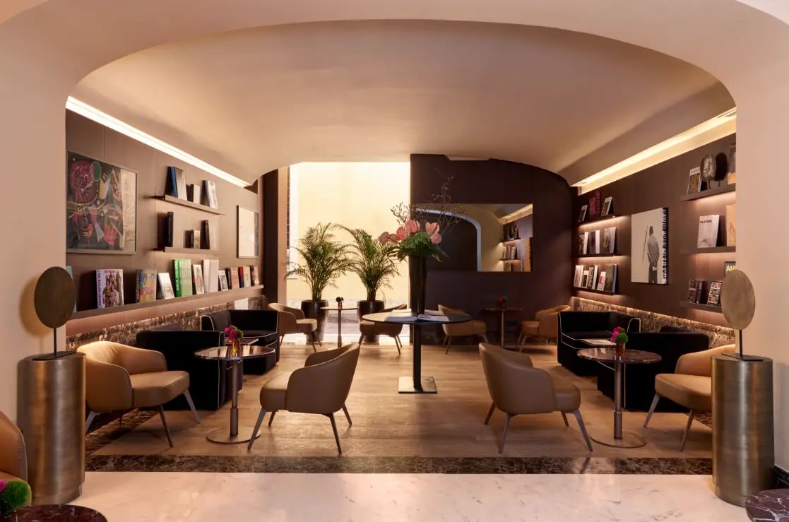 The First Roma Arte — eat & drink