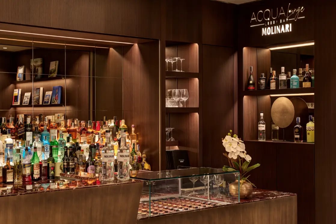 The First Roma Arte — eat & drink
