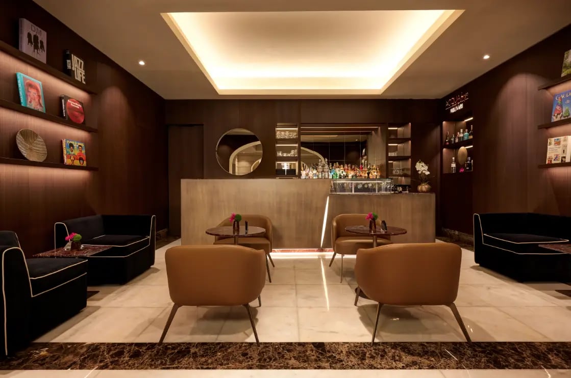 The First Roma Arte — eat & drink