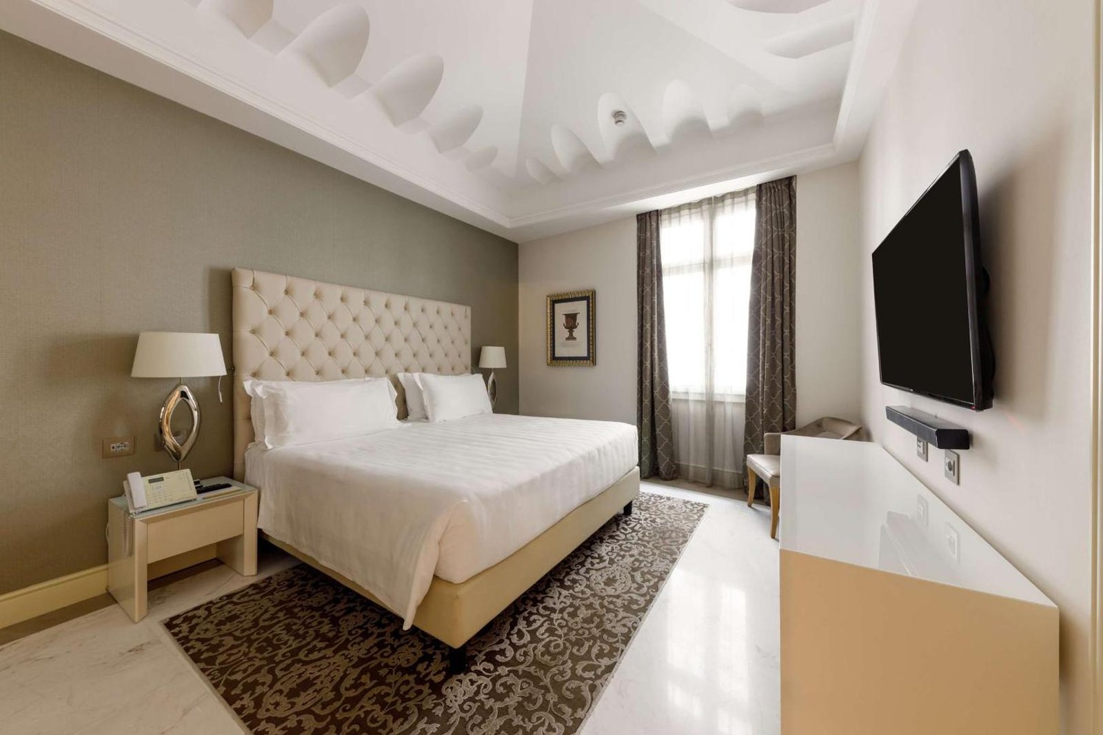 Aleph Rome Hotel, Curio Collection by Hilton — rooms