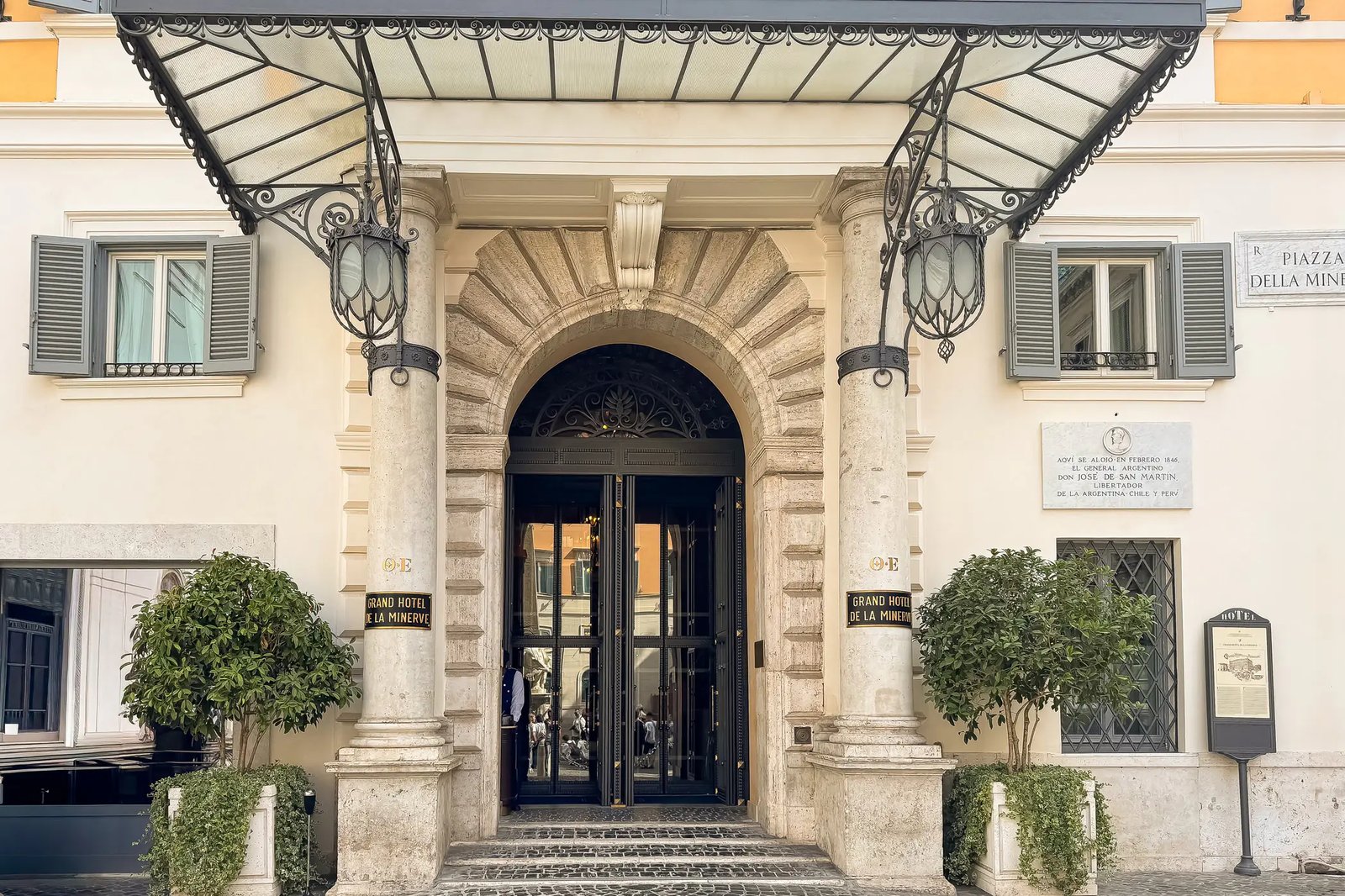 Orient Express La Minerva — backstory