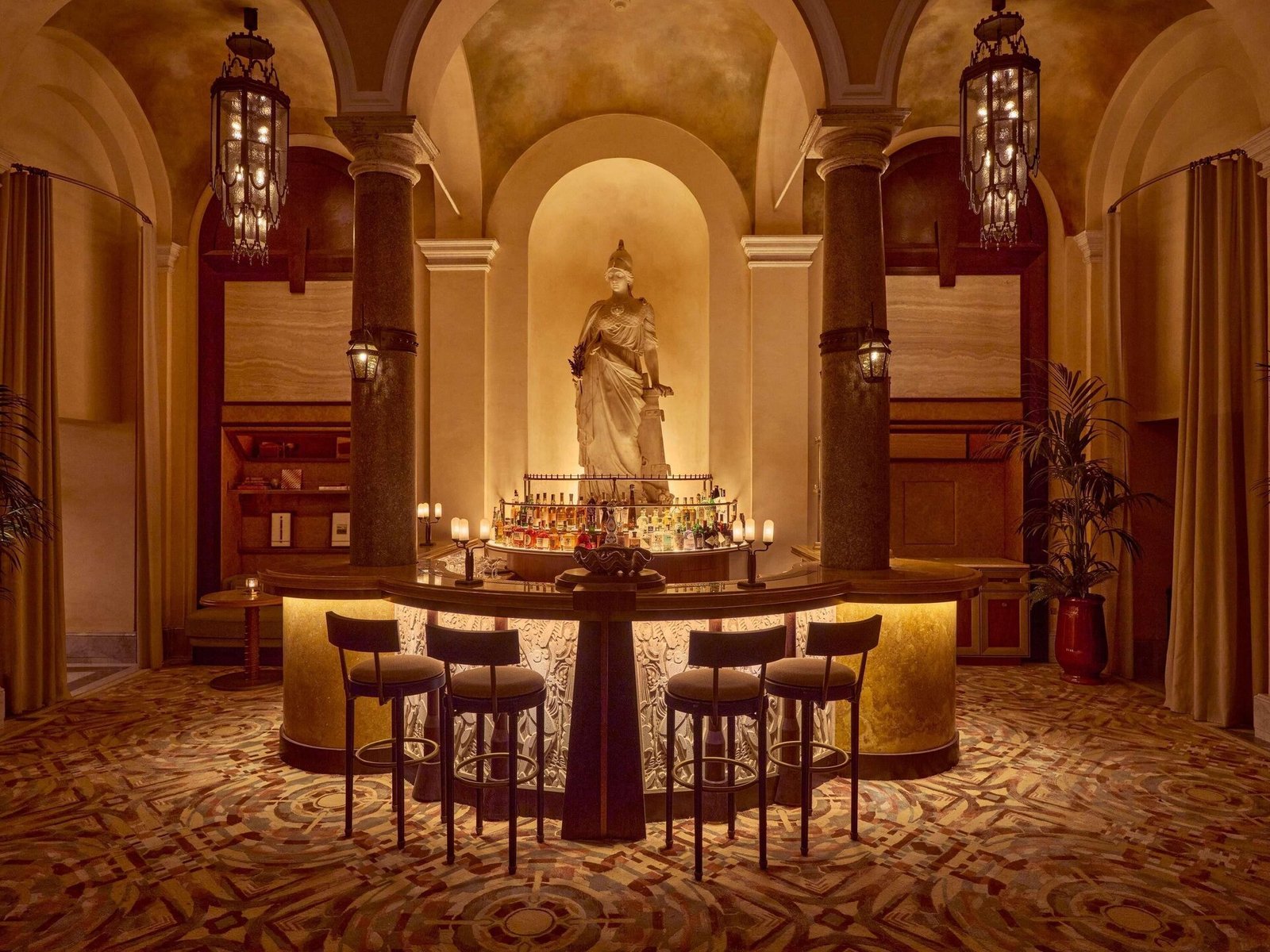 Orient Express La Minerva — eat & drink