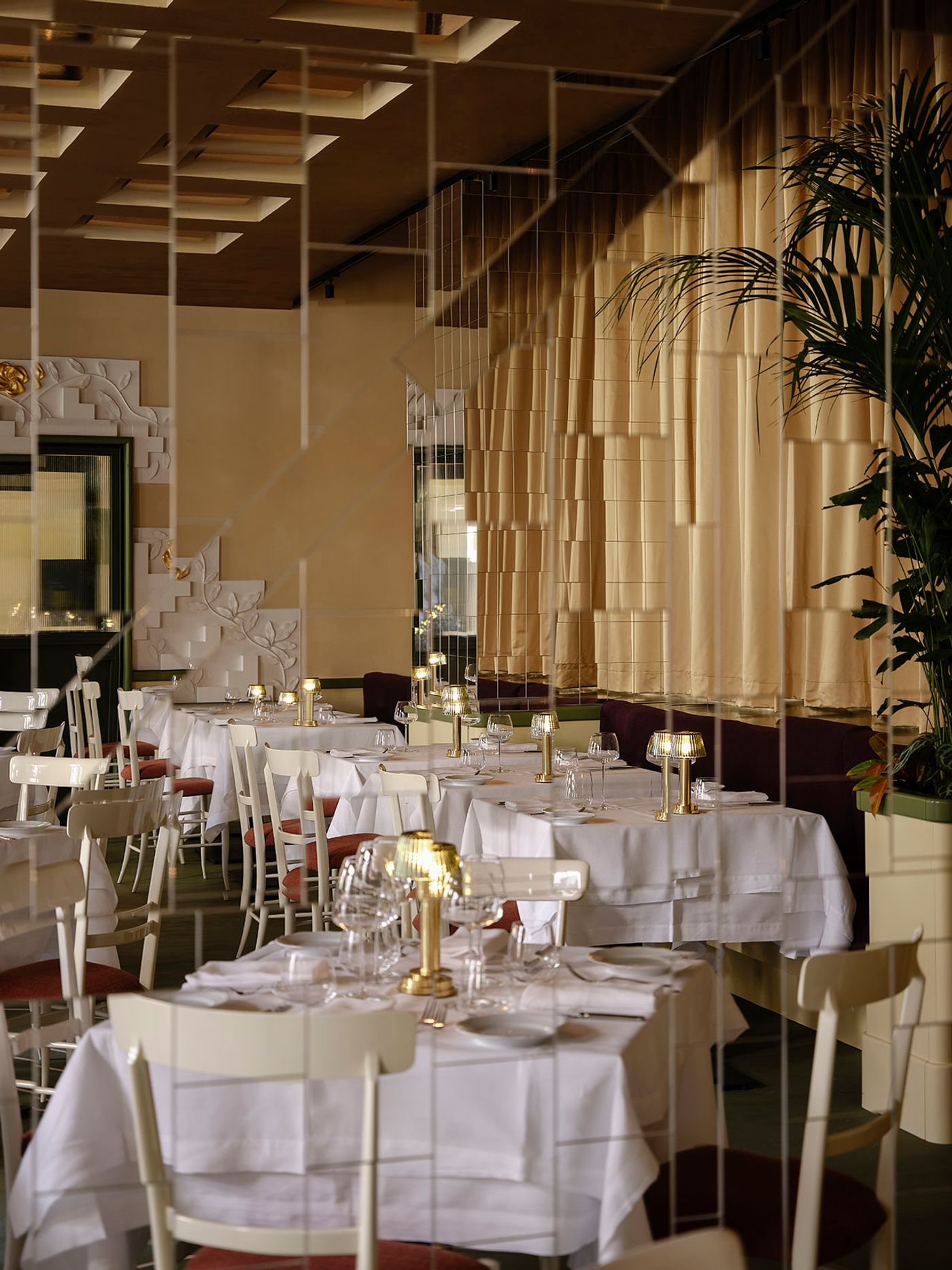 Palazzo Talìa, at the table