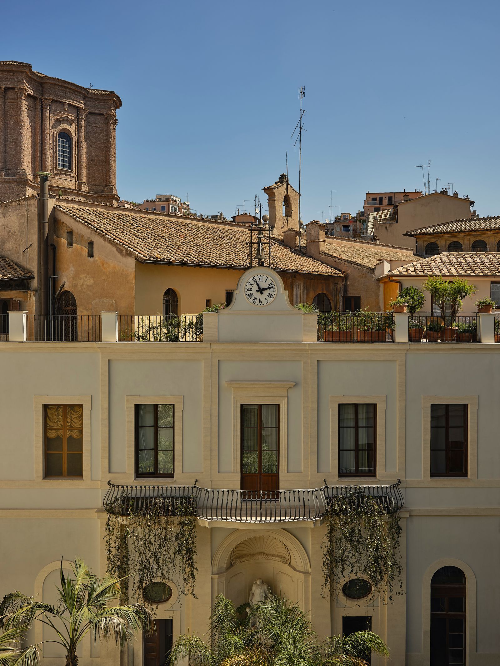 Palazzo Talìa — backstory
