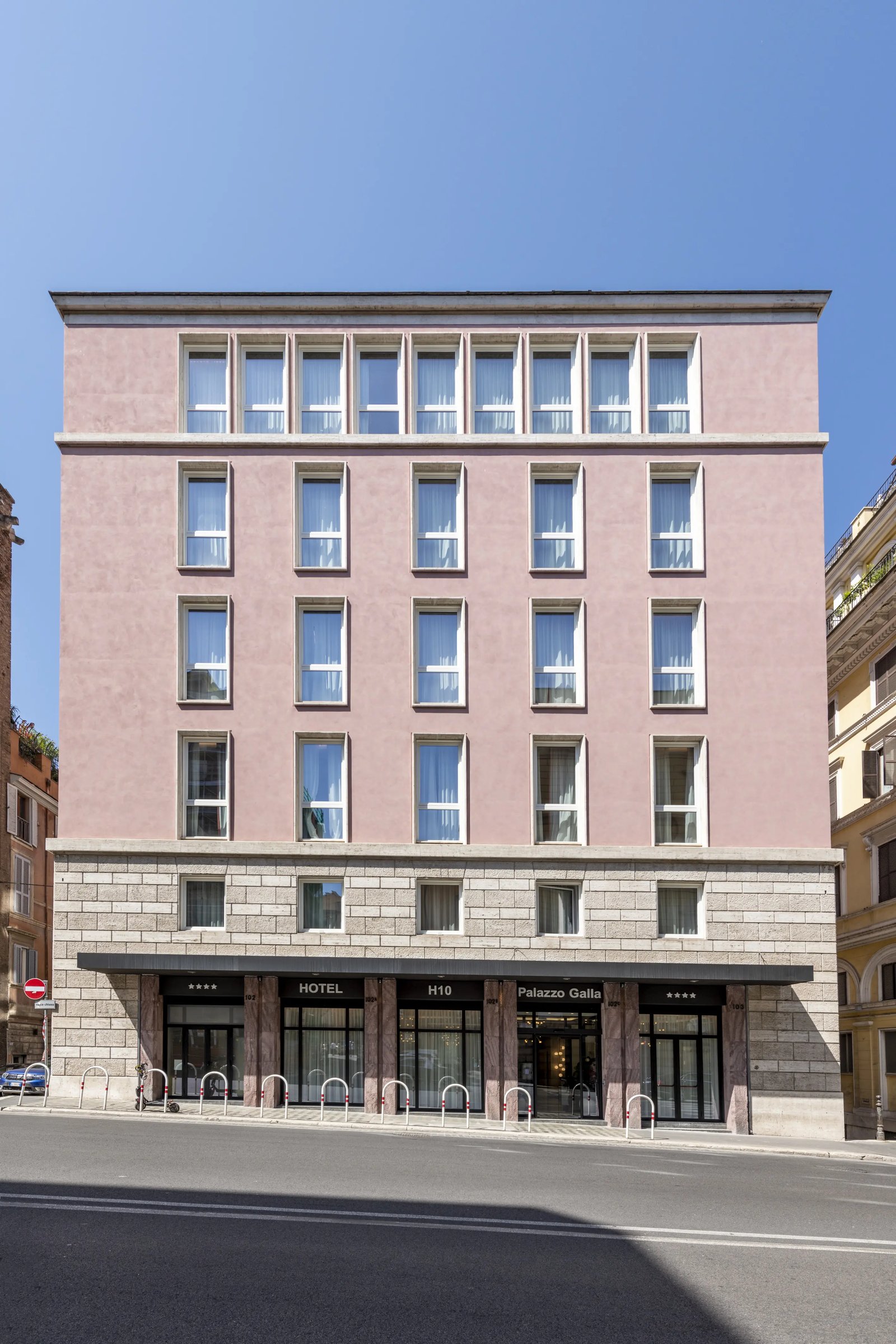 H10 Palazzo Galla — backstory