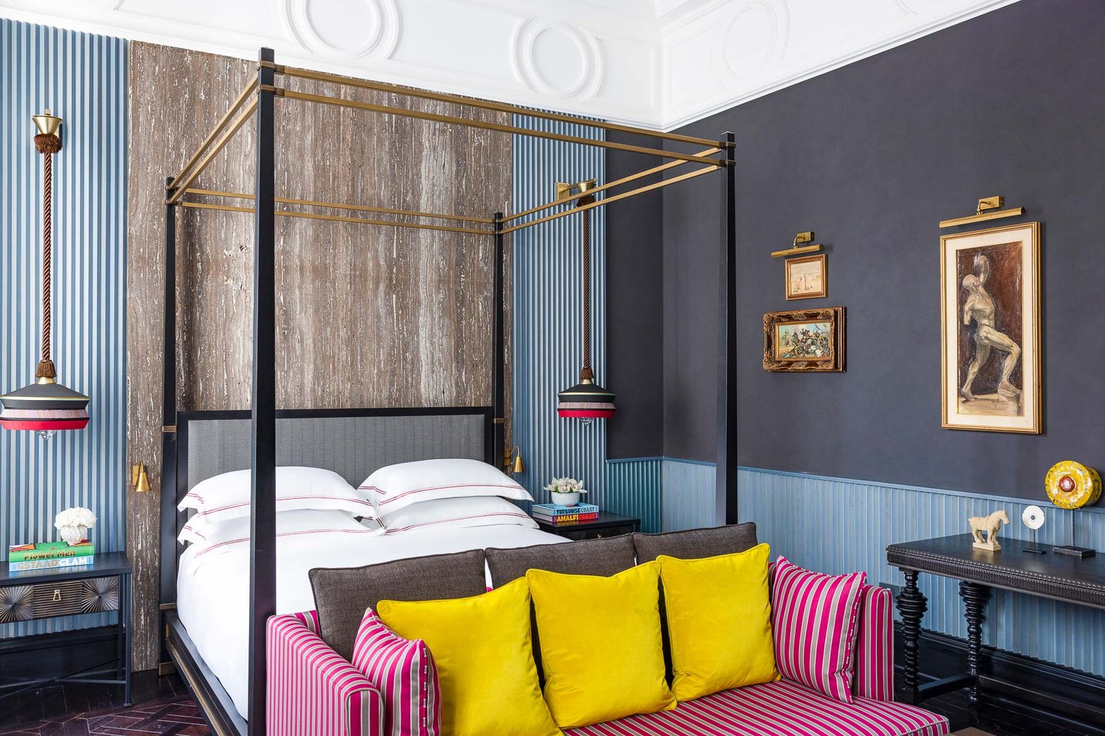 Palazzo Roma — rooms