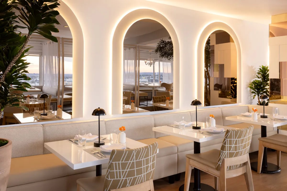 Huntley Hotel Santa Monica Beach — eat & drink