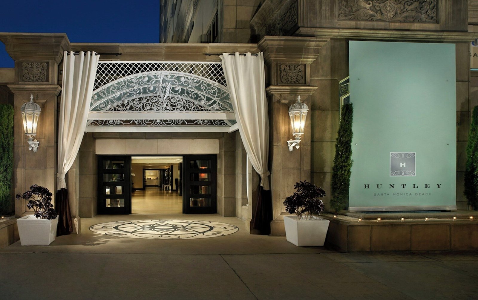 Huntley Hotel Santa Monica Beach — backstory