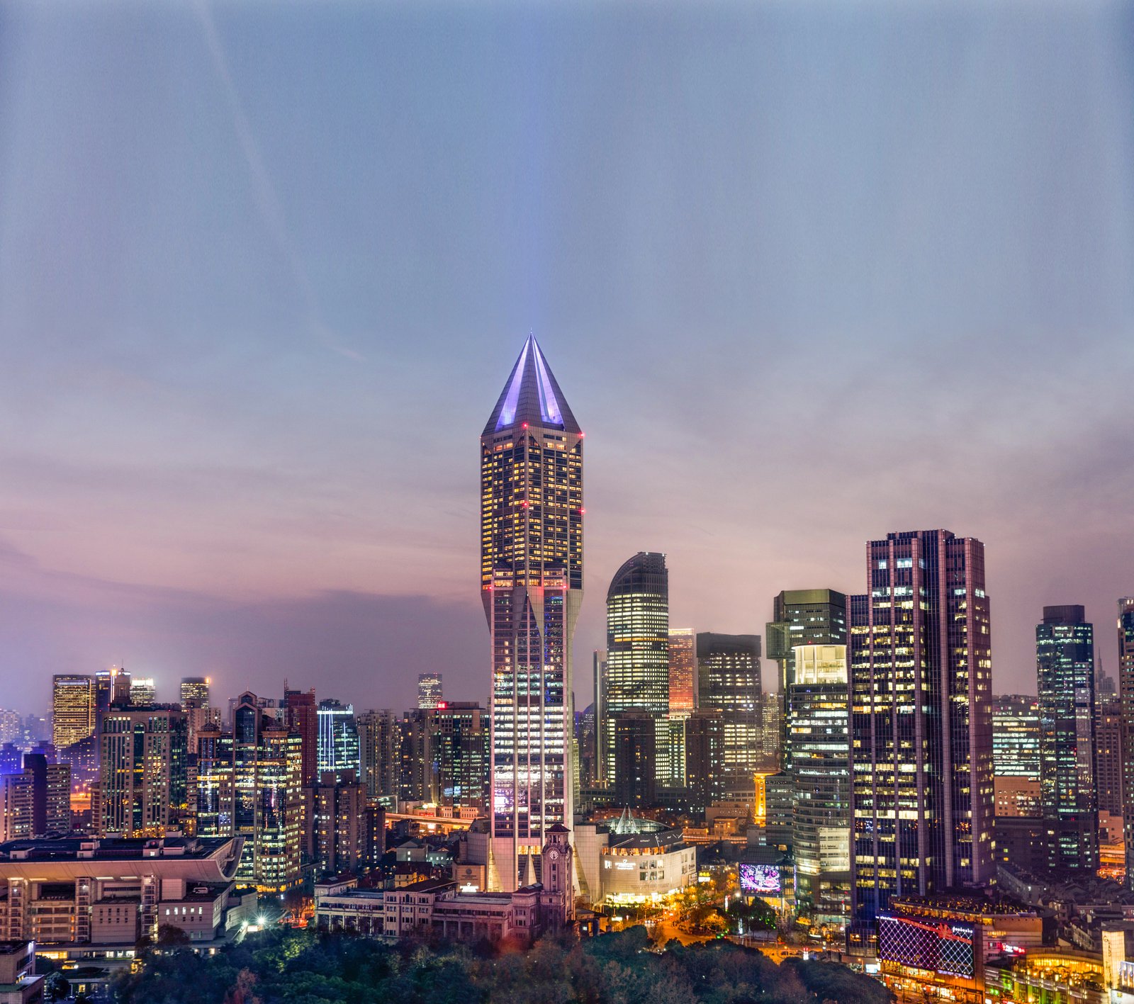 JW Marriott Hotel Shanghai at Tomorrow Square — vibe