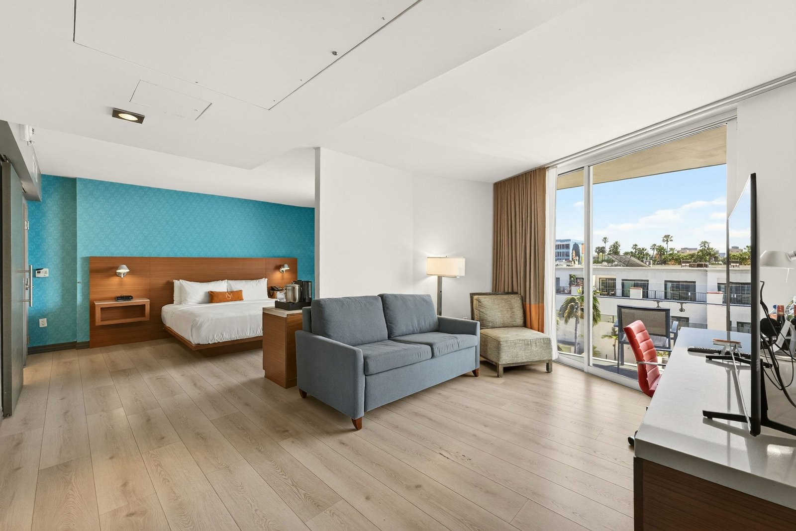 Shore Hotel — rooms