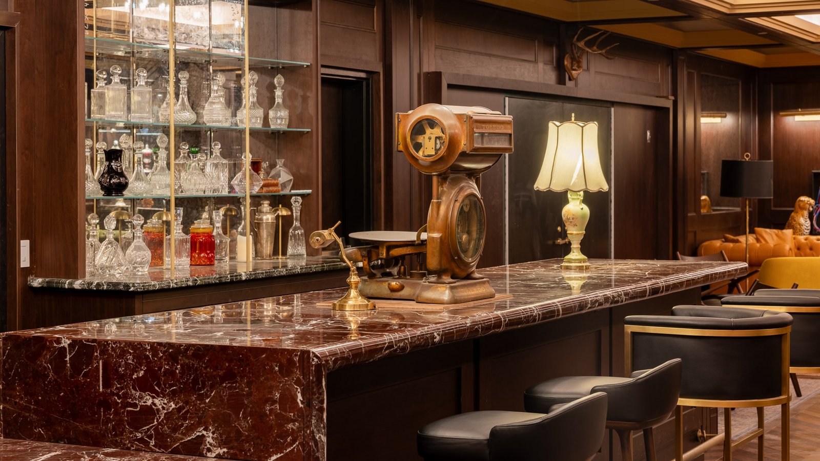Whisky Hotel Hollywood — eat & drink