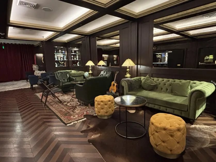 Whisky Hotel Hollywood — eat & drink