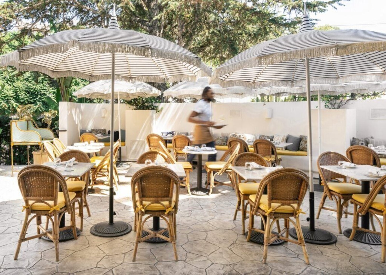 Silver Lake Pool & Inn — eat & drink