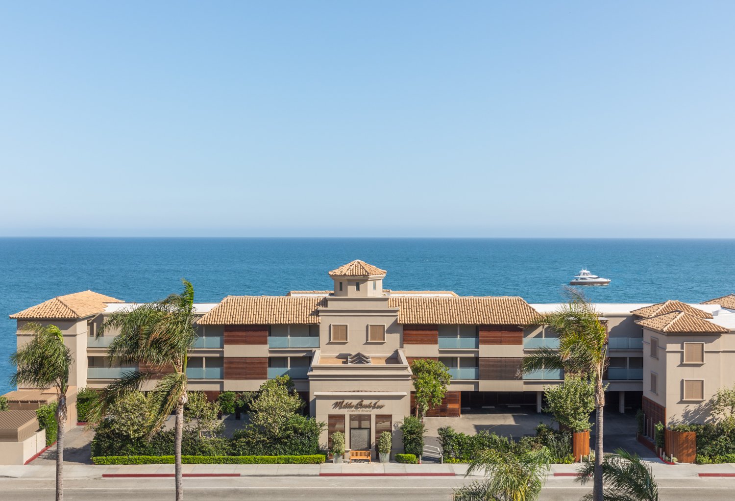 Malibu Beach Inn — backstory
