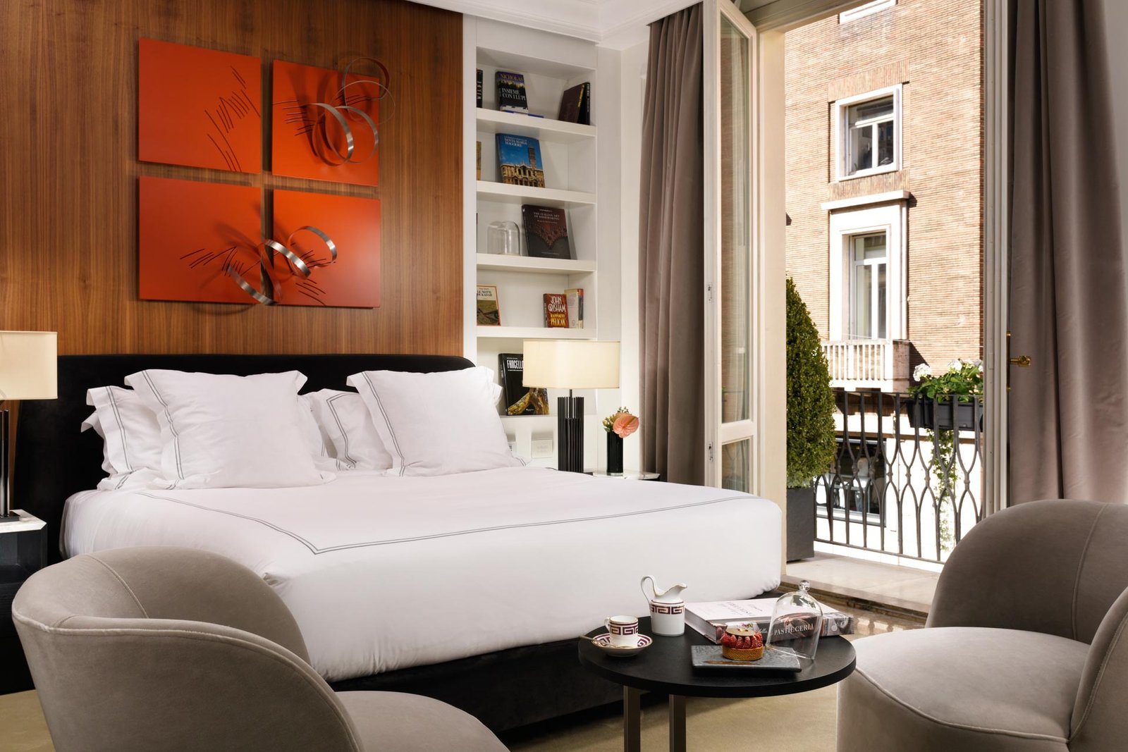 The First Roma Dolce — rooms