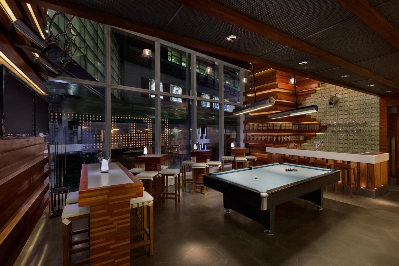 Kerry Hotel Pudong — eat & drink