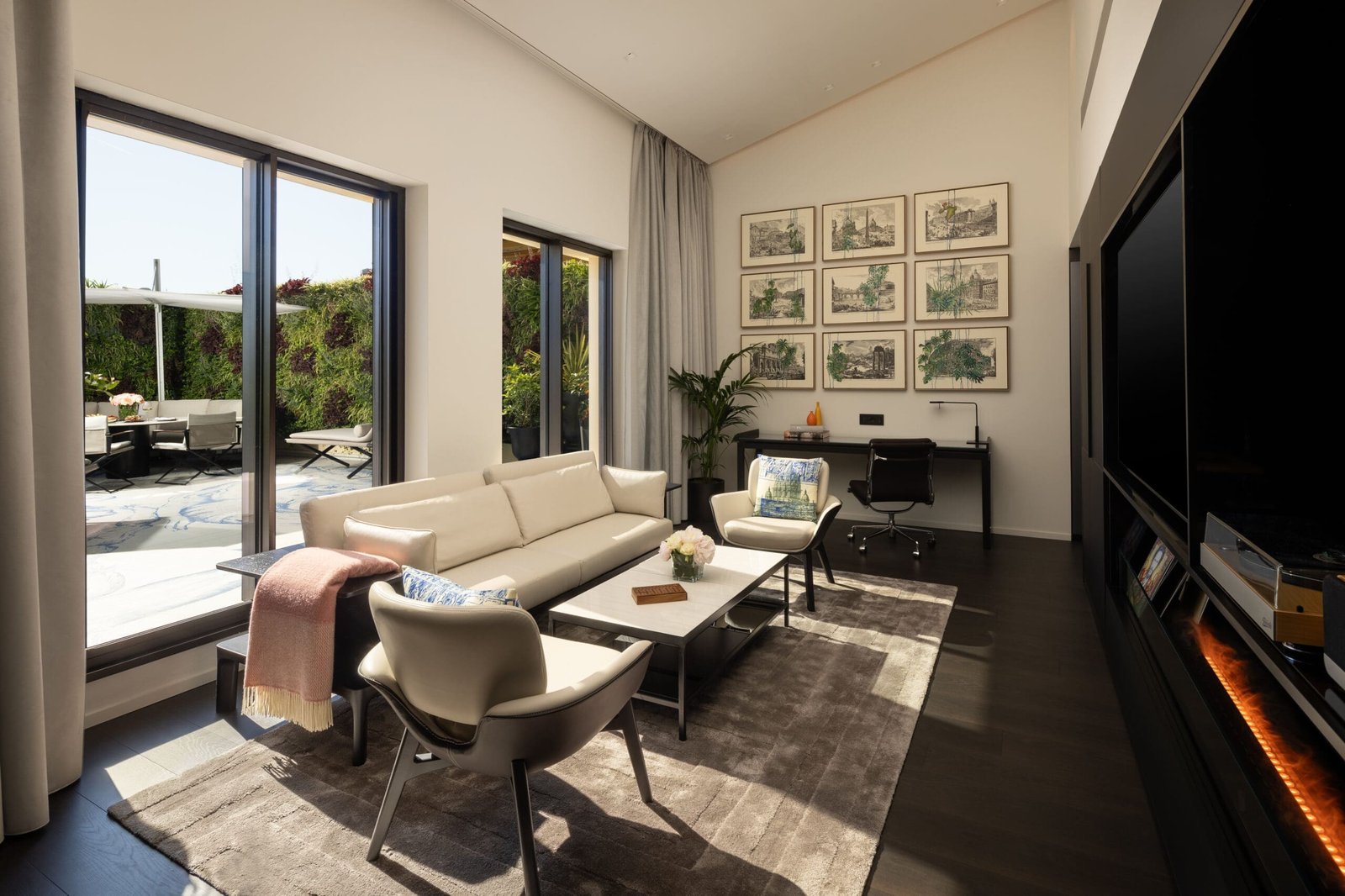 art'otel Rome Via Veneto — rooms
