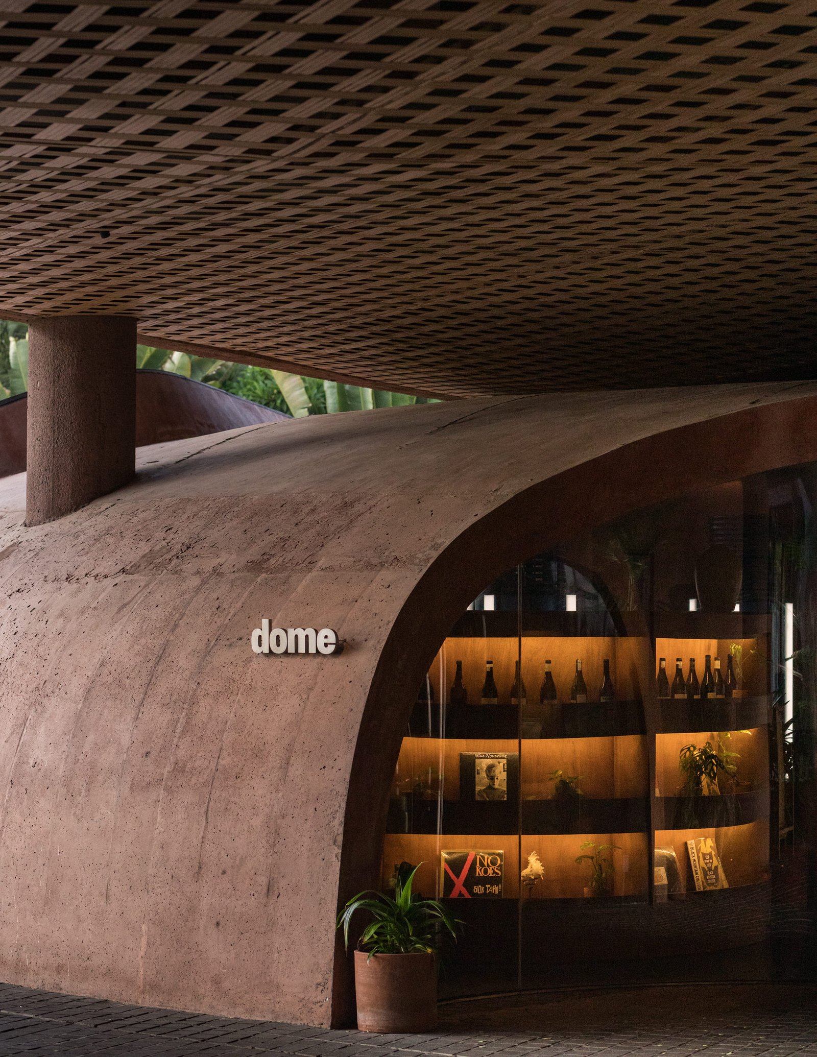 Desa Potato Head Bali, dome restaurant