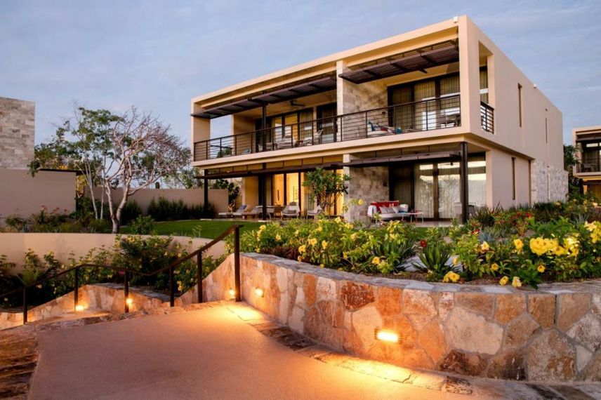 Montage Los Cabos — backstory