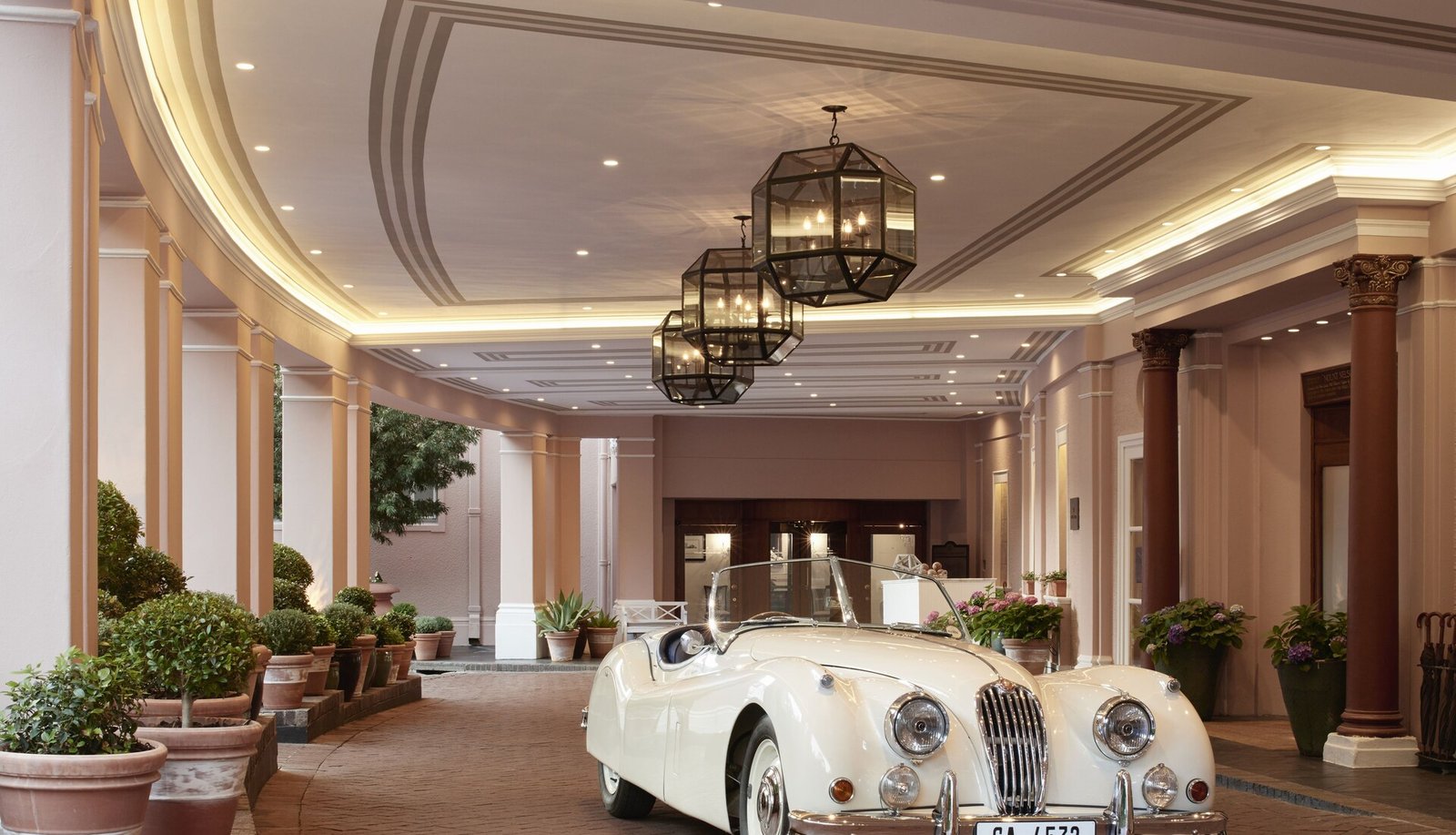Mount Nelson, A Belmond Hotel — vibe