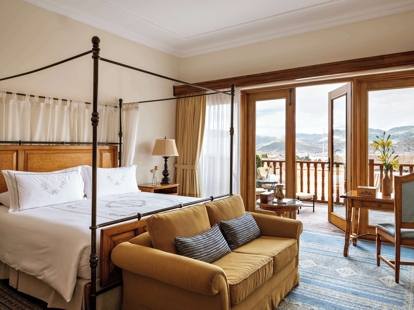 Palacio Nazarenas, A Belmond Hotel — rooms