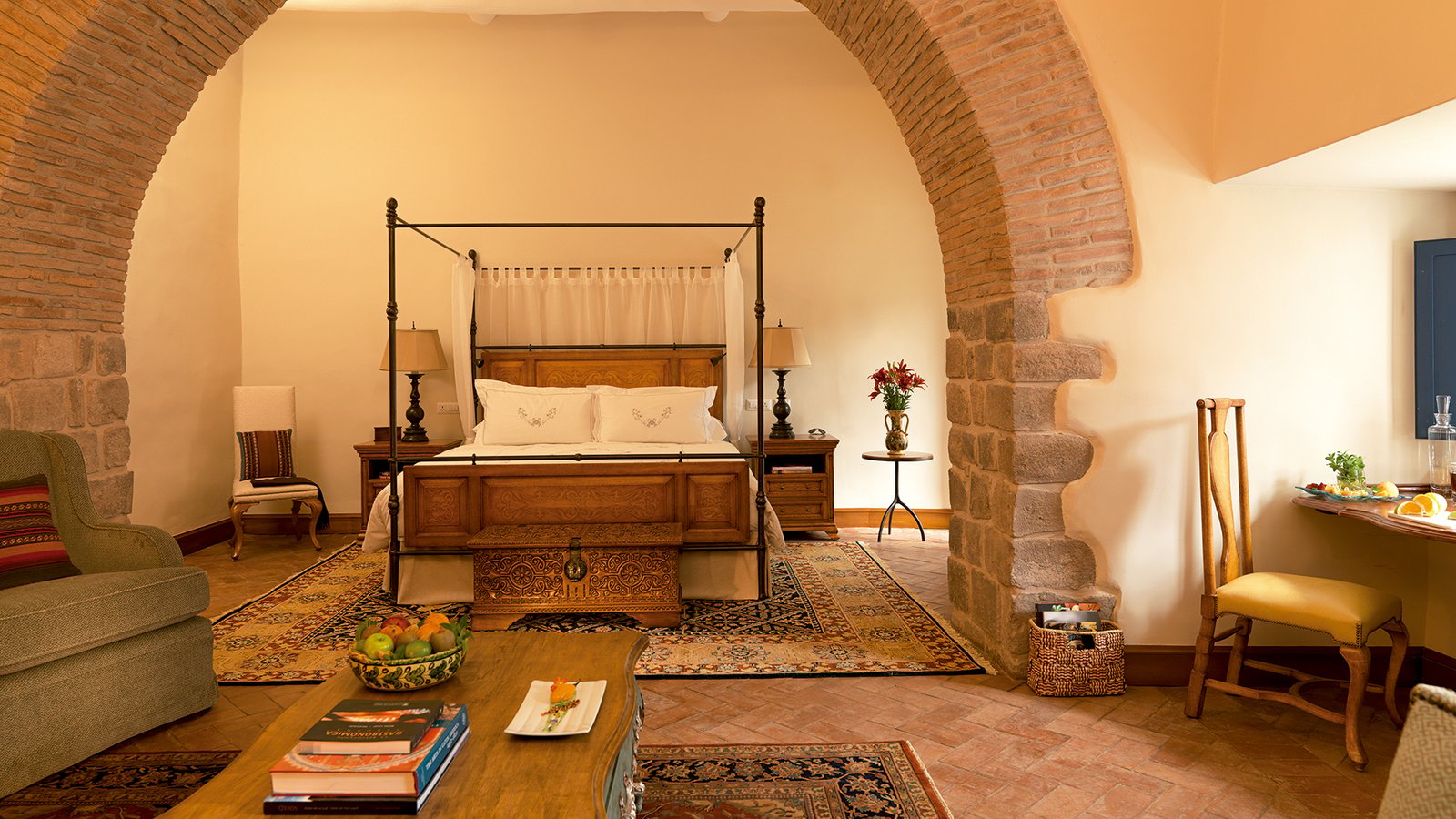 Palacio Nazarenas, A Belmond Hotel — rooms