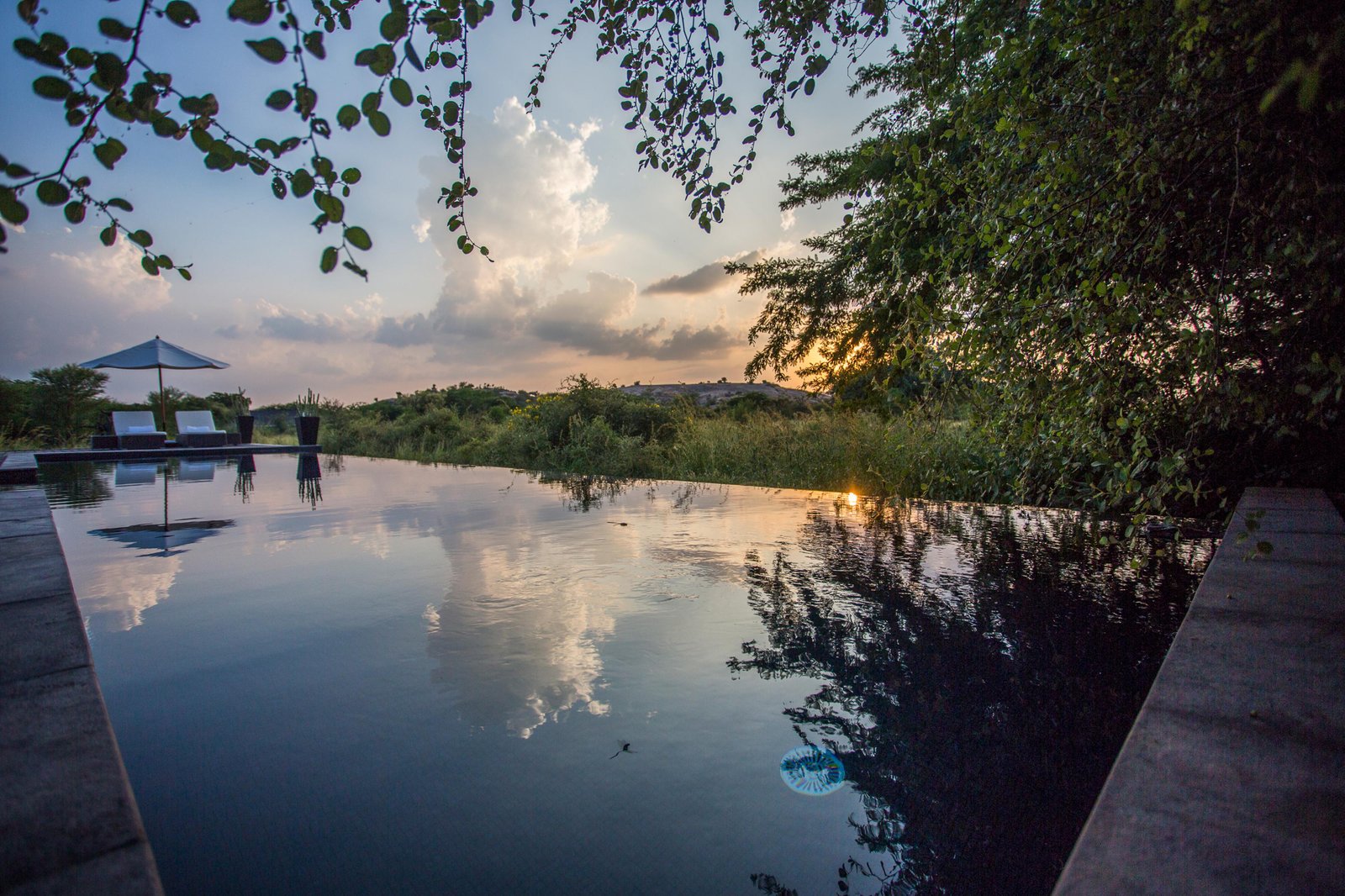 SUJÁN JAWAI Camp — wellness