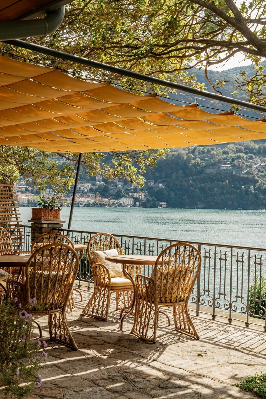 Passalacqua, at the table