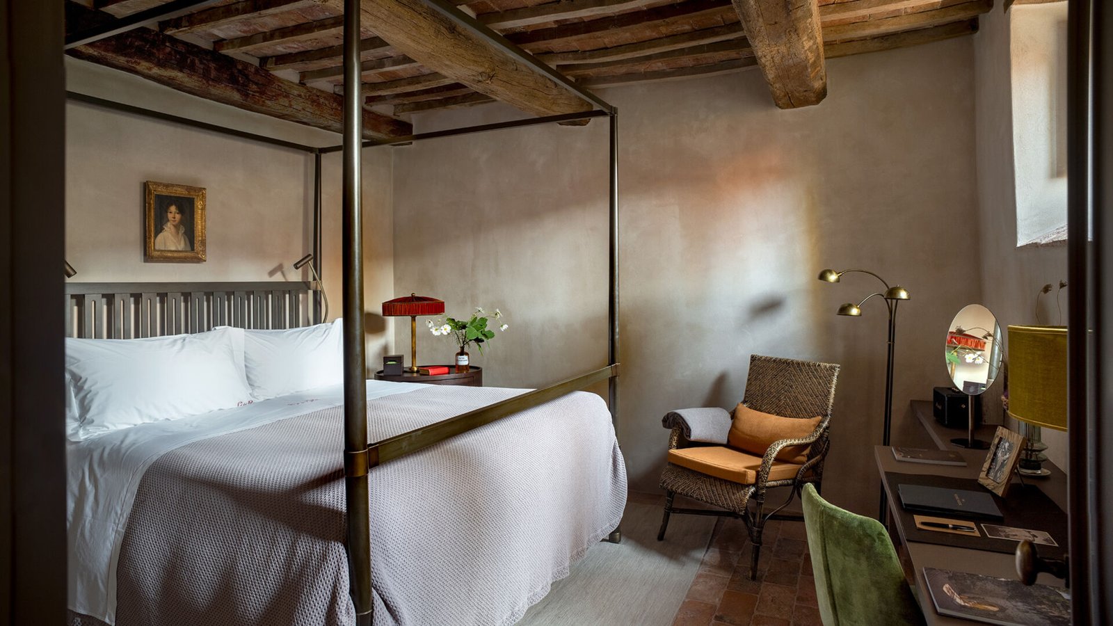 Reschio Hotel — rooms