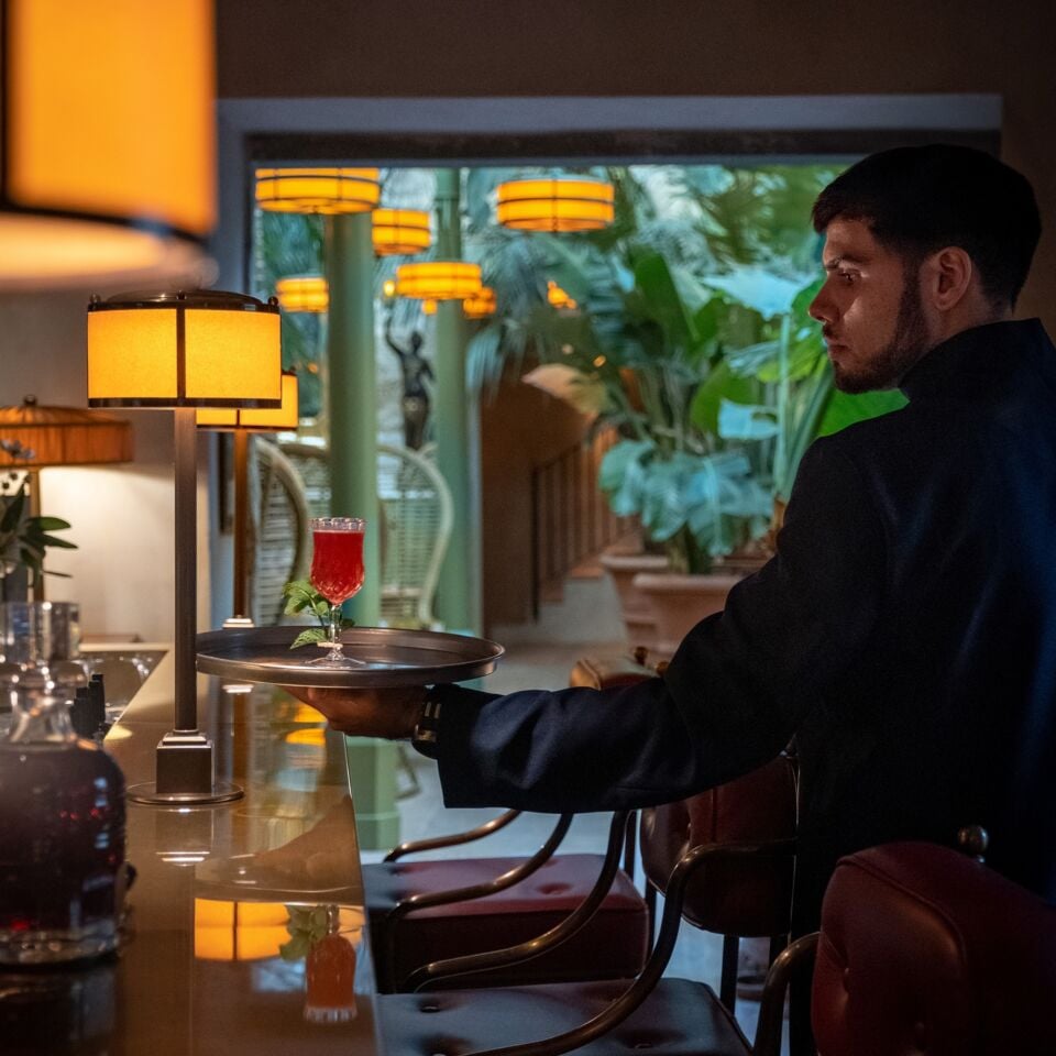 Reschio Hotel, palm court bar