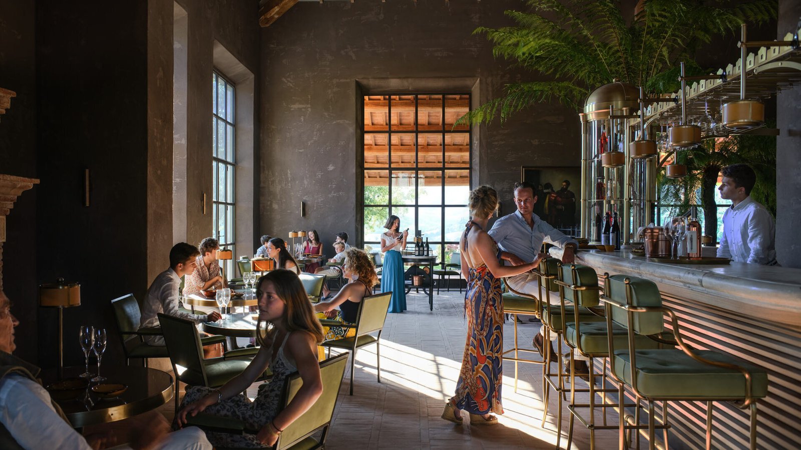 Reschio Hotel, at the table