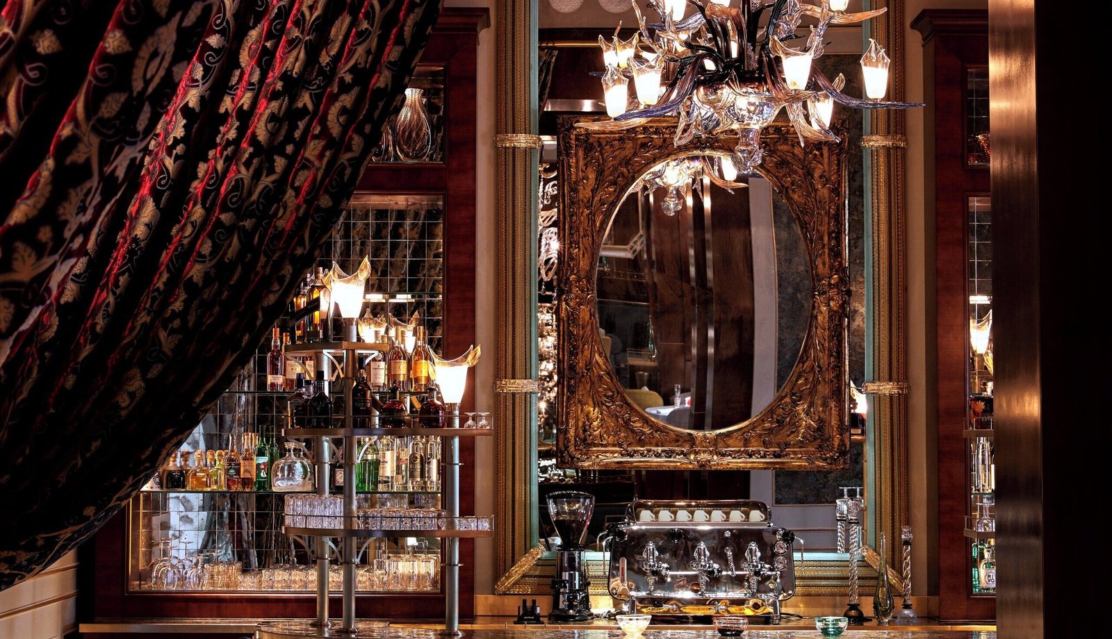 Royal Mansour Marrakech, at the table